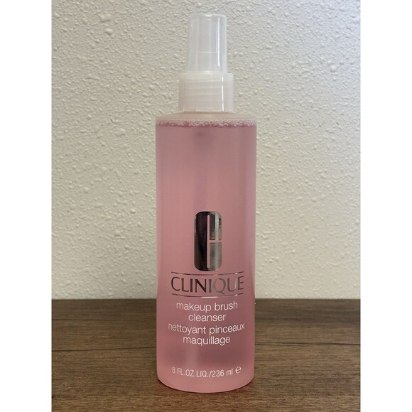 Clinique Makeup Brush Cleanser 8 fl. oz 236 ml New Without Box - Picture 1 of 9